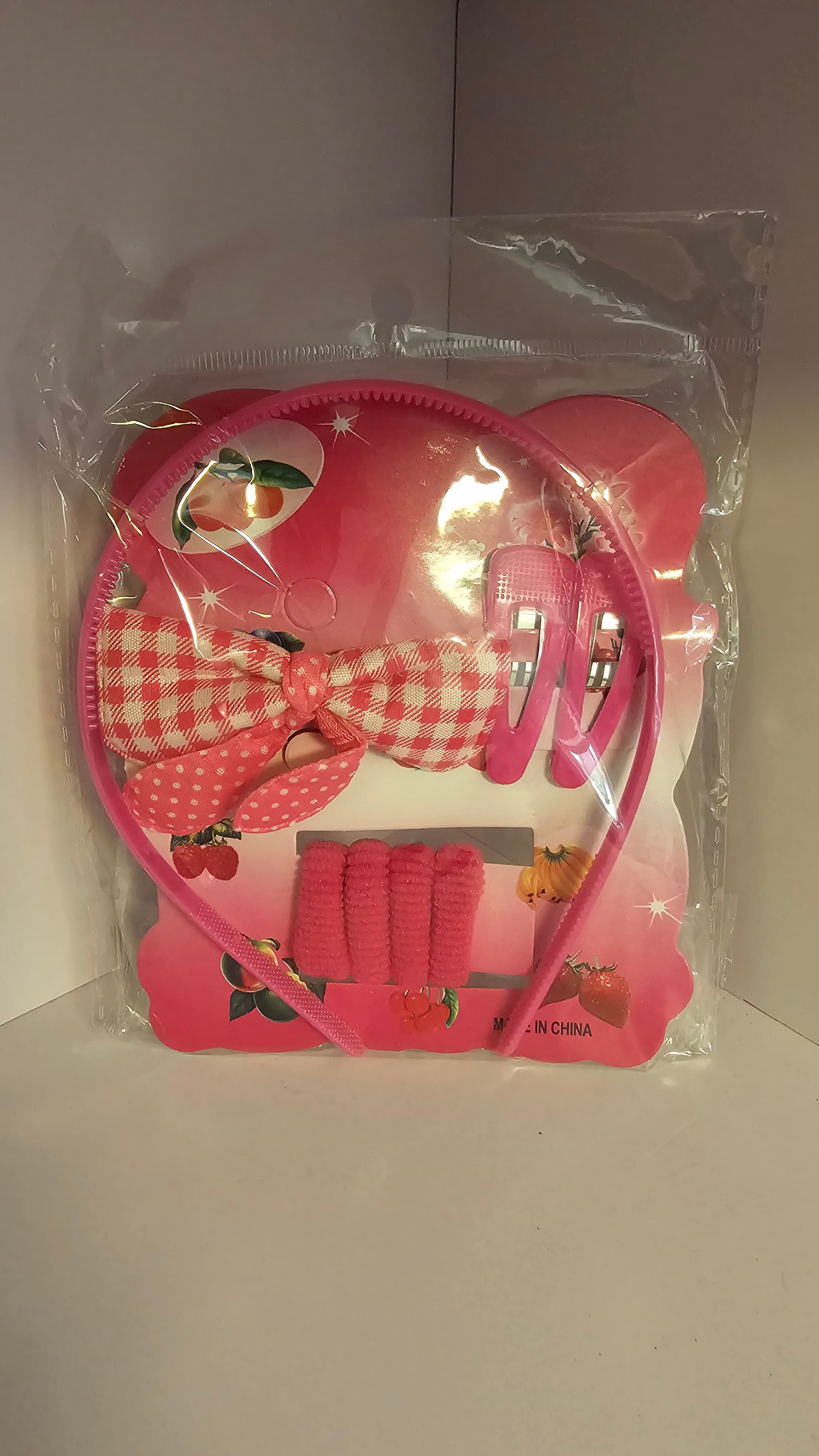 מוצרים לשיער לבנות